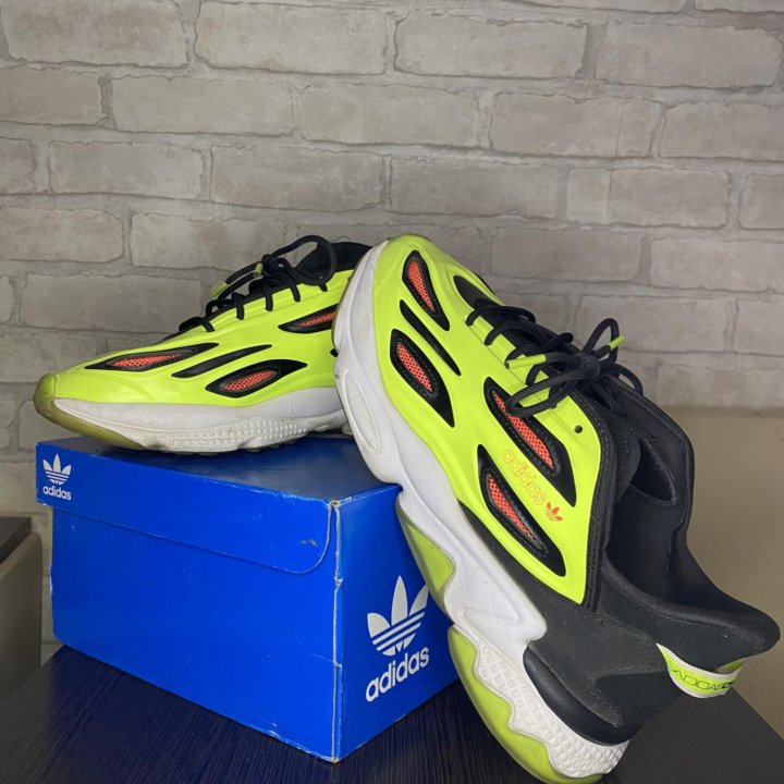 Кроссовки Adidas Ozweego Celox (оригинал, 42 RU)