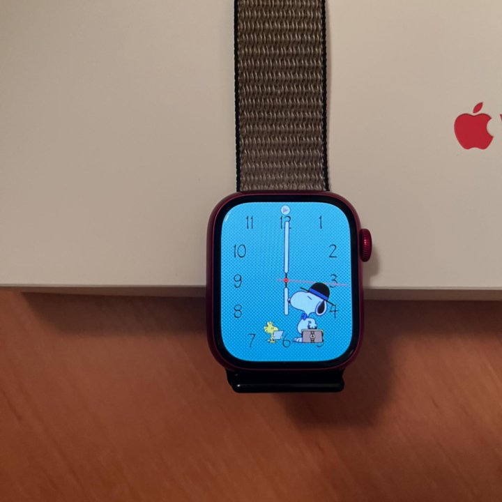 Часы Apple Watch 7 Red 41 мм