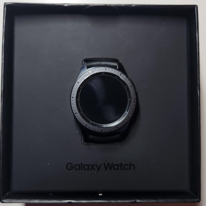 Часы Samsung Galaxy Watch 42 mm