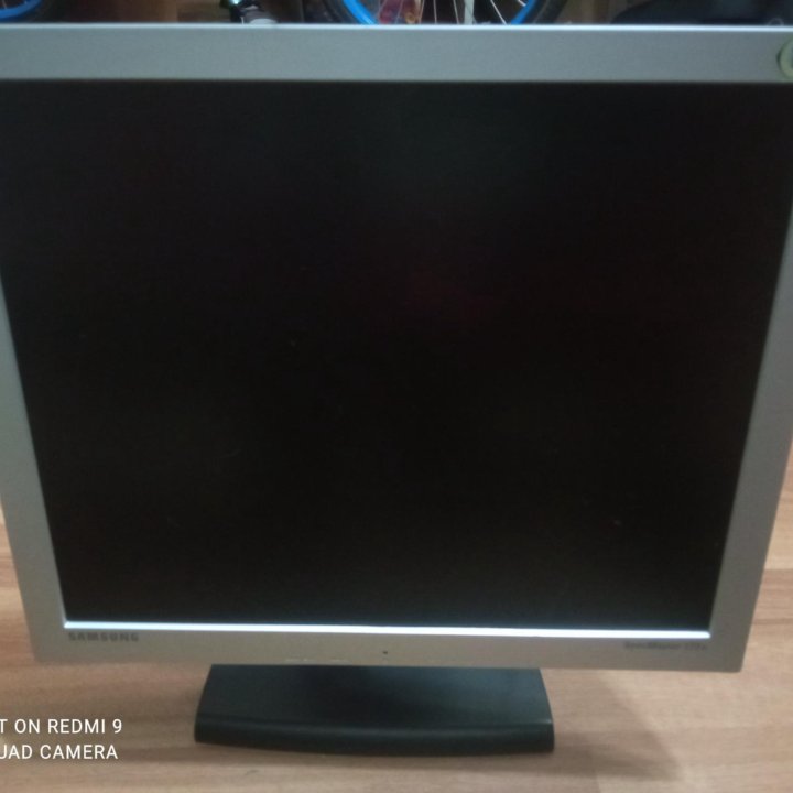 Монитор samsung SyncMaster 173 s