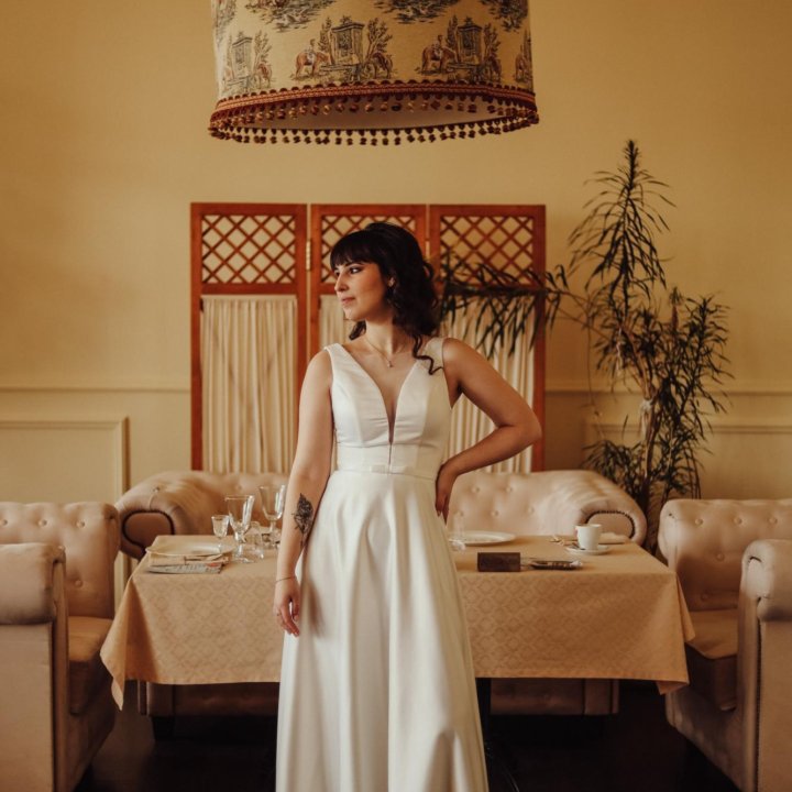 Свадебное платье