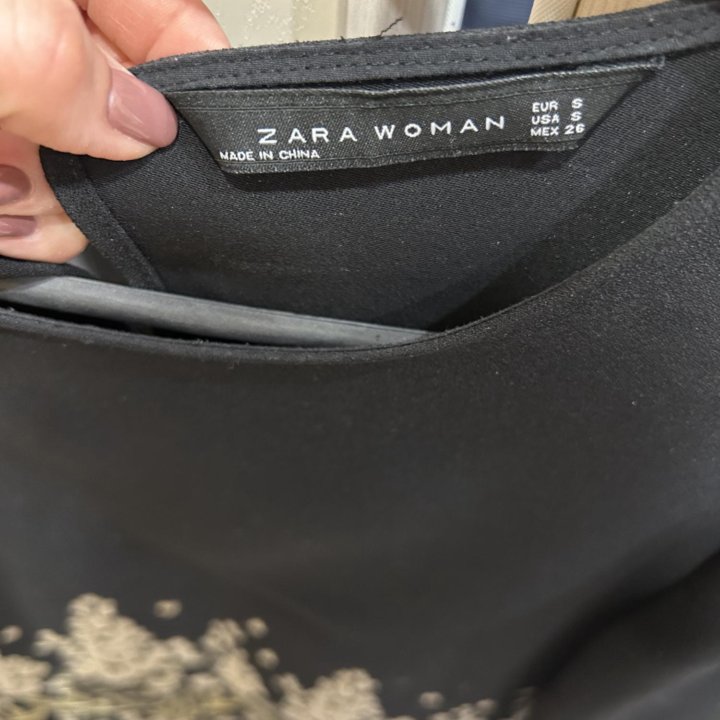 Платье Zara