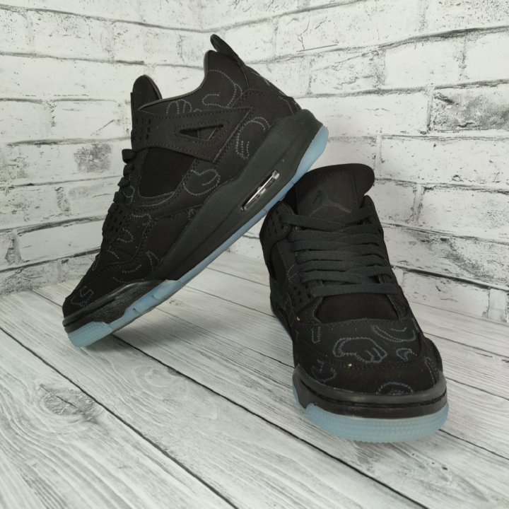 Кроссовки Nike Air Jordan 4