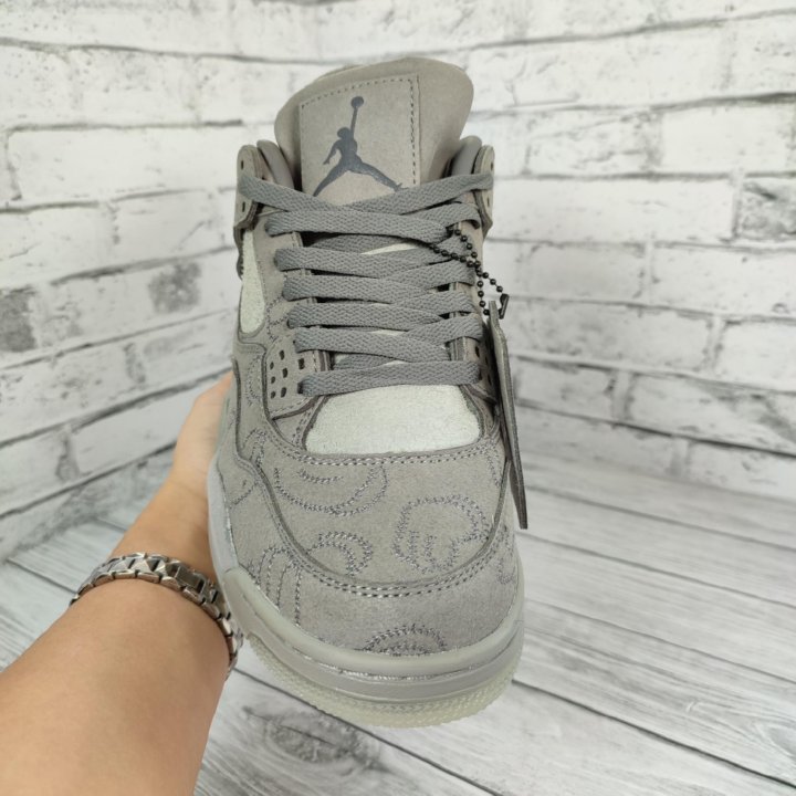 Кроссовки Nike Air Jordan 4