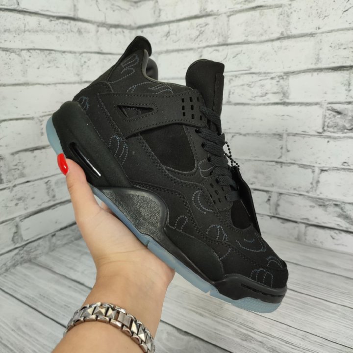 Кроссовки Nike Air Jordan 4