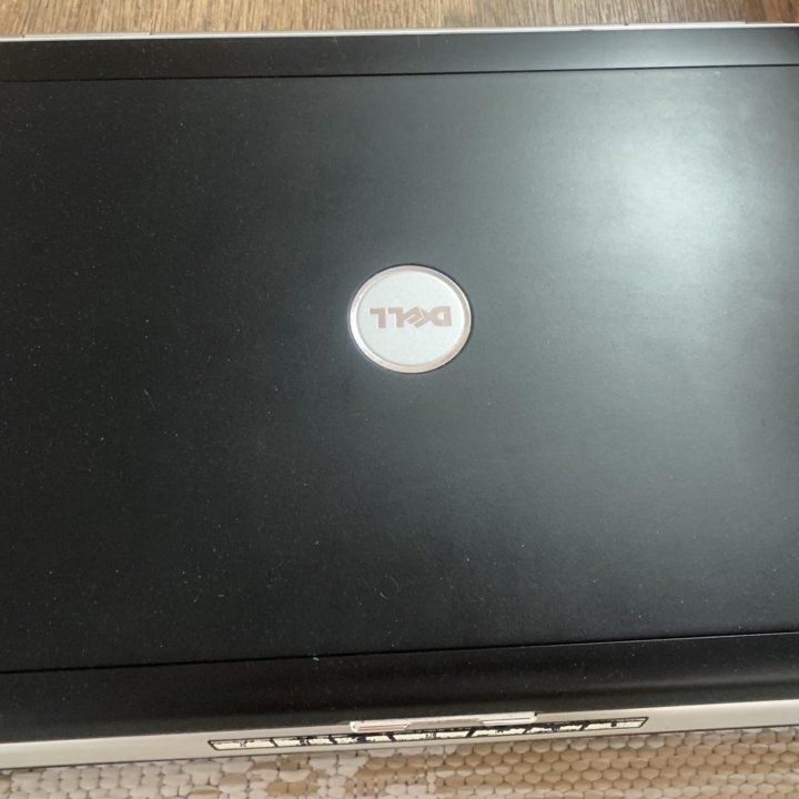 Ноутбук DELL INSPIRON 1720