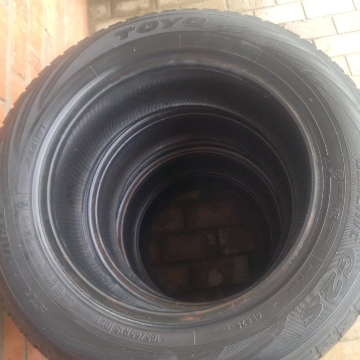 Зимние шины TOYO 185/65R15