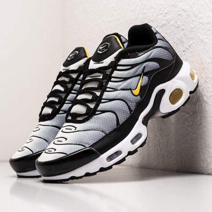 Кроссовки Nike Air Max Plus TN