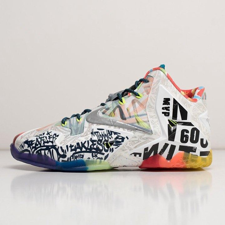 Кроссовки Nike Lebron 11