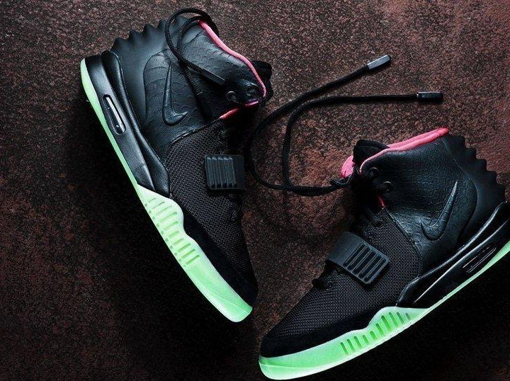 Кроссовки Nike Air Yeezy 2