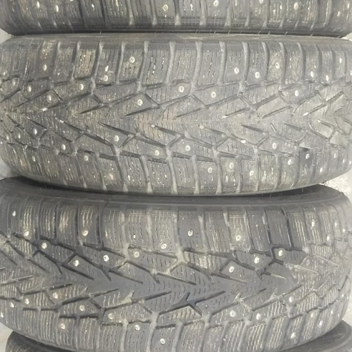 Bridgestone Japan 205/55/16 Nokian