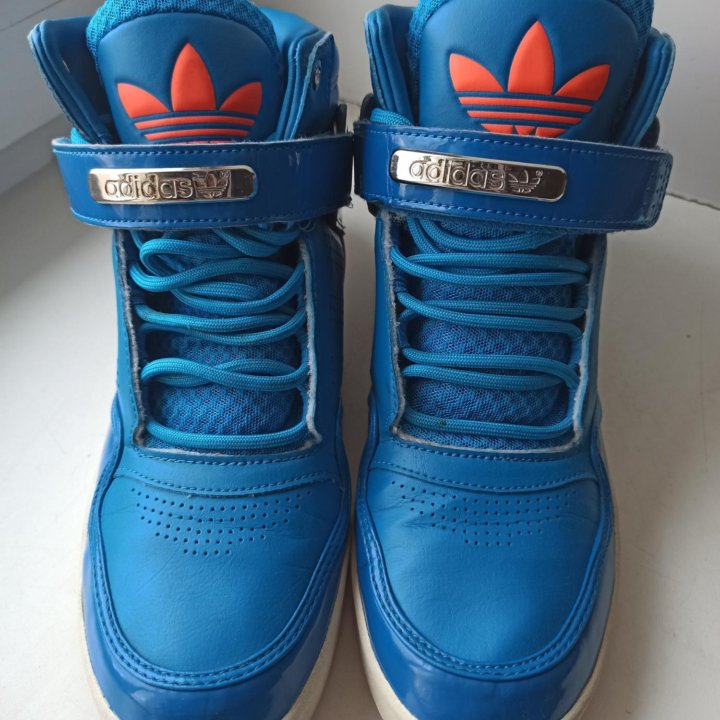 Adidas hoops originals кроссовки новые оригинал 43