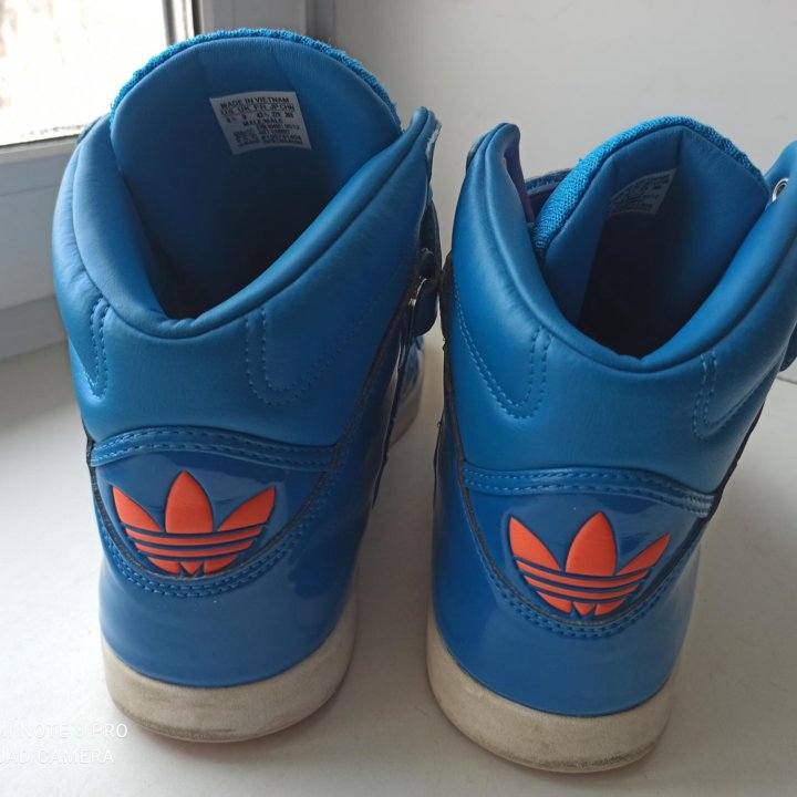 Adidas hoops originals кроссовки новые оригинал 43