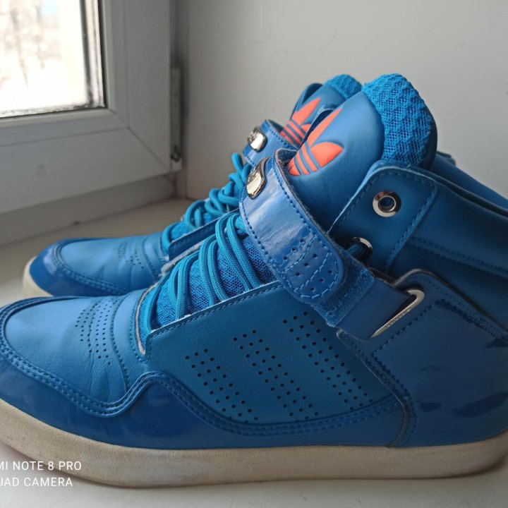 Adidas hoops originals кроссовки новые оригинал 43