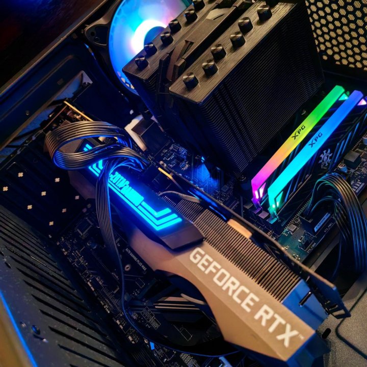 32 gb. Очень мощный пк. Ryzen 5600, RTX 3070 Ti