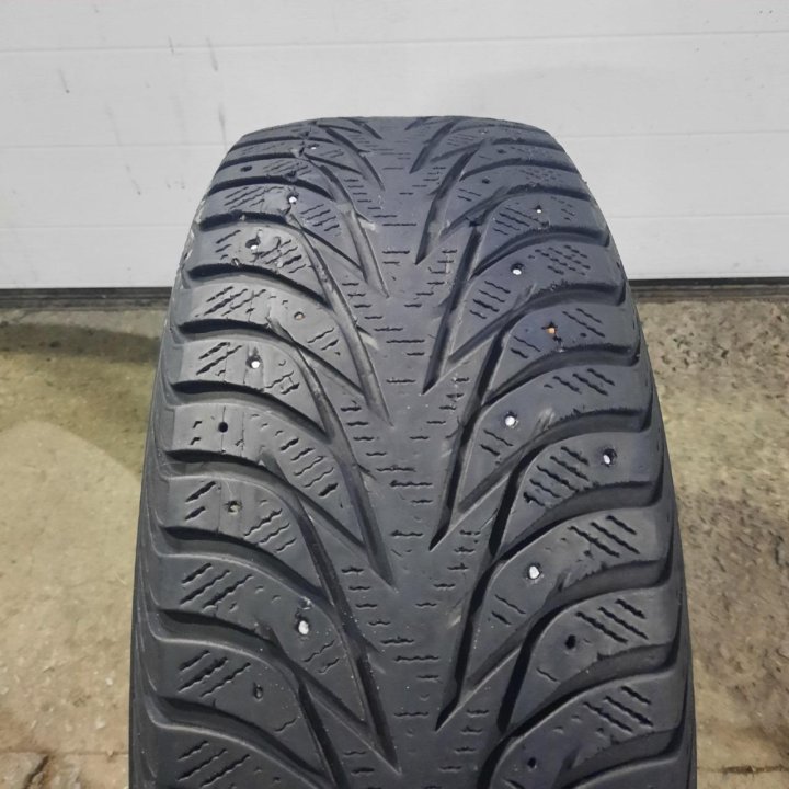 215/60R16 Yokohama Ice Guard IG35 (Лот №7092)