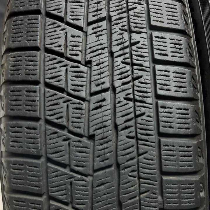 205/65R15 94Q Yokohama Ice Guard IG60 пара