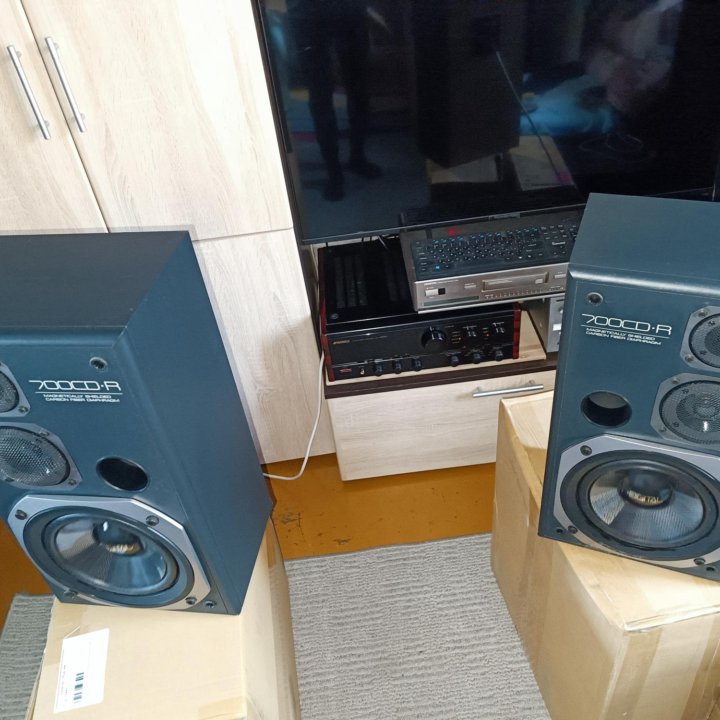 Sansui 700 cdr