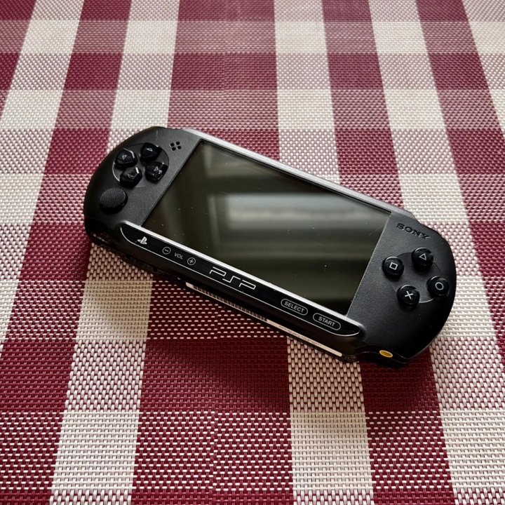 Приставка PSP 1008 Black / NEW / 97 Игр