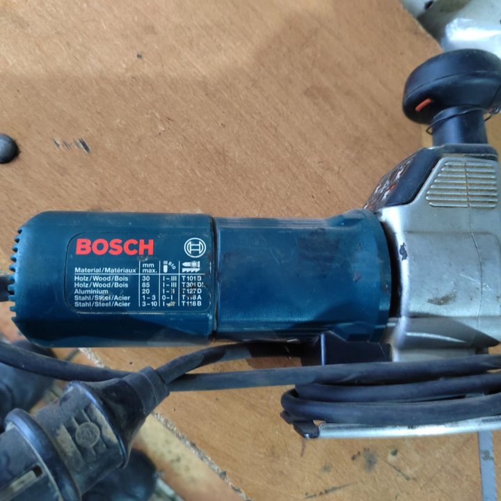 Лобзик BOSCH GST 85P