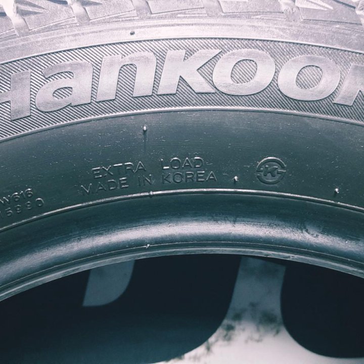 195/60R16 93T Hankook Winter i*cept IZ2 W616 пара