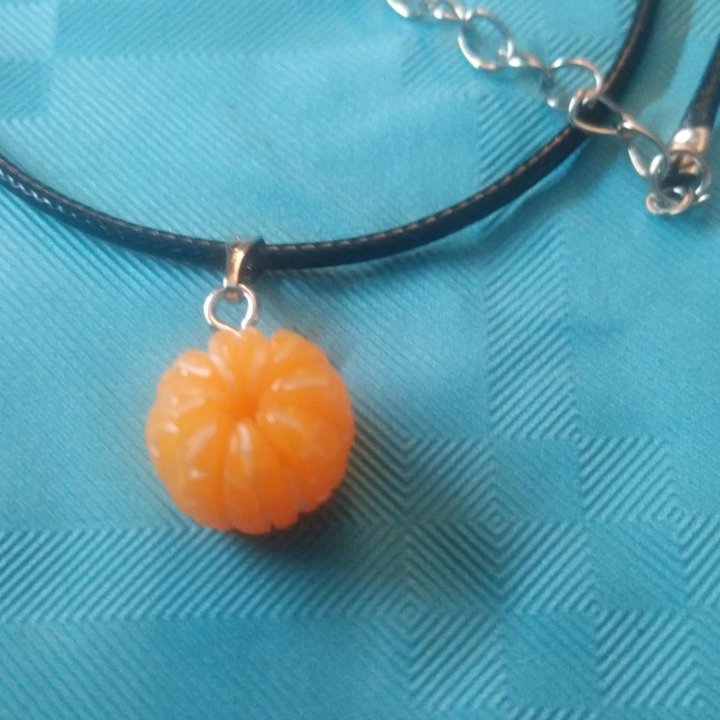 Кулон мандаринка