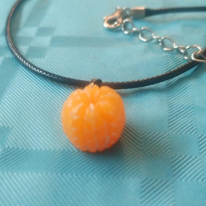 Кулон мандаринка