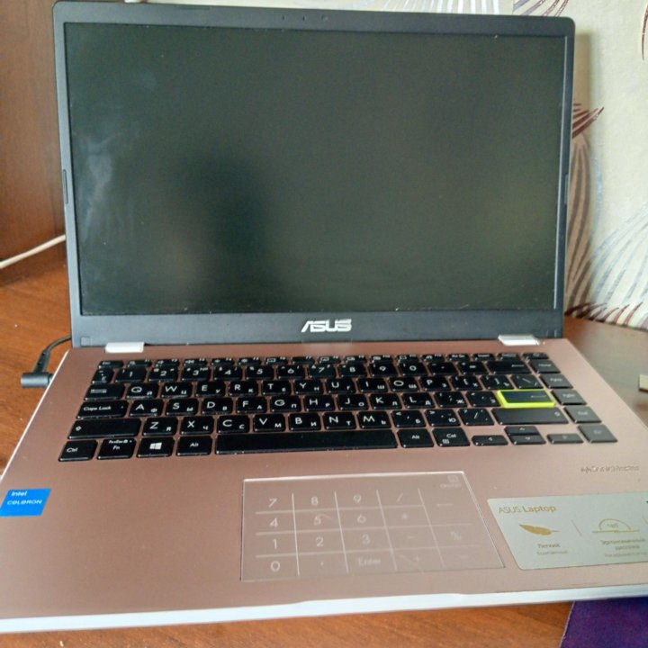 Ноутбук Asus vivo book