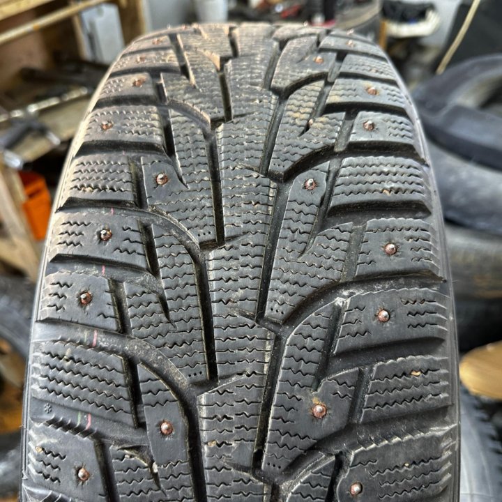 205/50/17 зима, шипы Hankook Winter i Pike RS W419