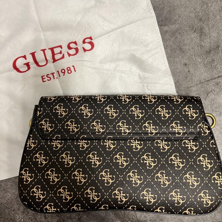 Сумка Guess