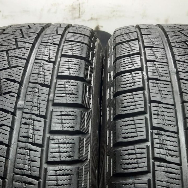 185/60R15 88Q Pirelli Ice Asimmetrico