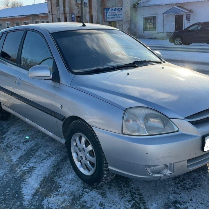 Kia Rio, 2004