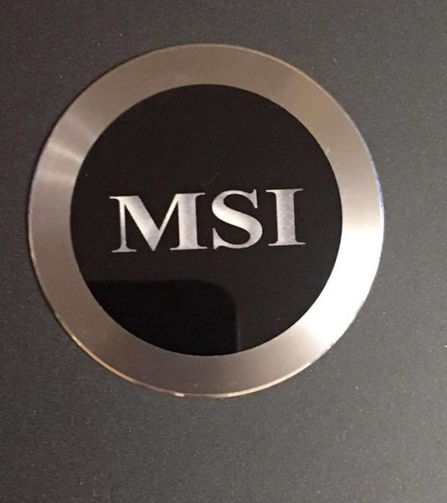 Ноутбук MSI S420