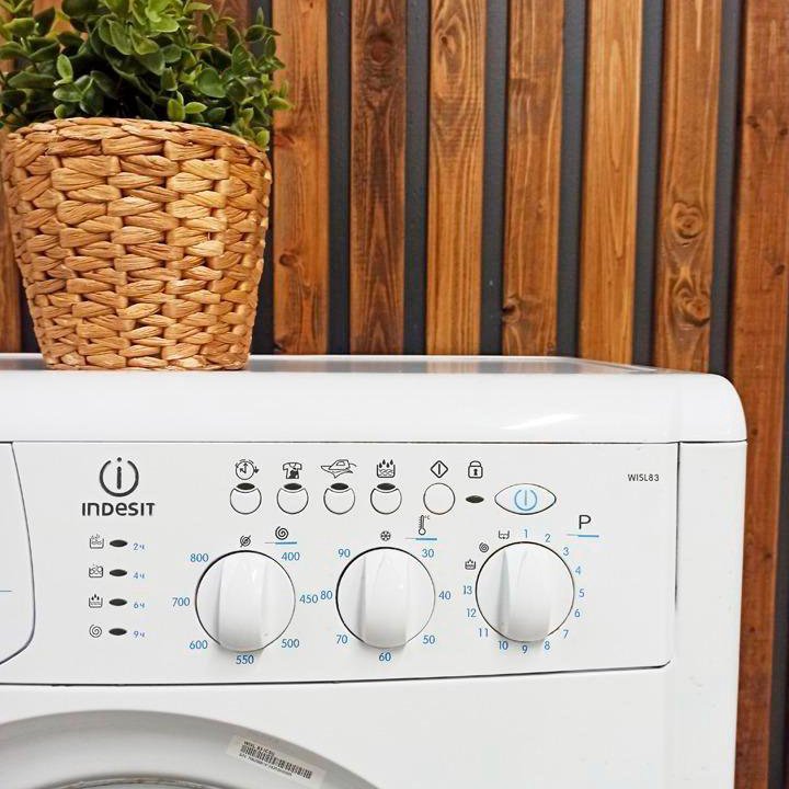 Стиральная машина Indesit! Как новая! Гарантия 1г.