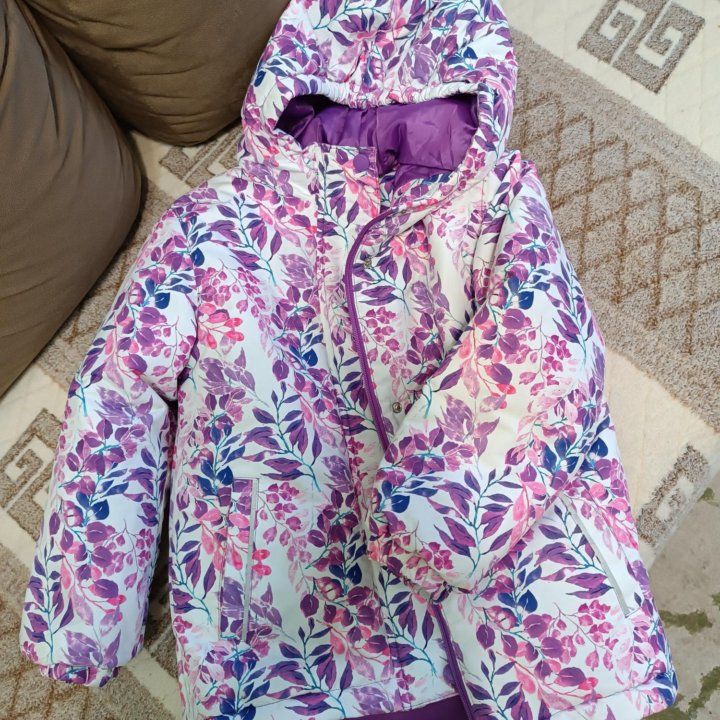 Зимняя куртка детская 116р.