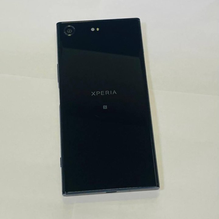 Телефон Sony Xperia XZ Premium