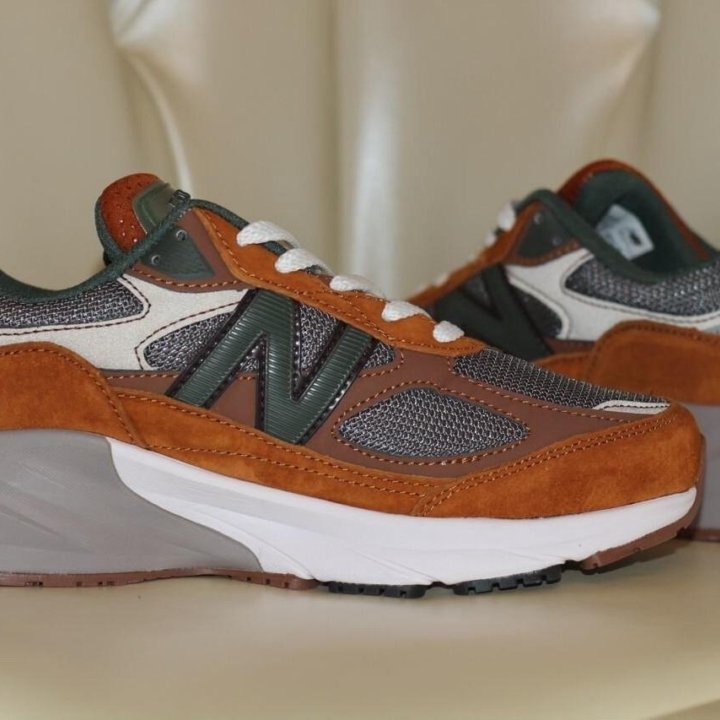 Кроссовки New Balance 990 v6