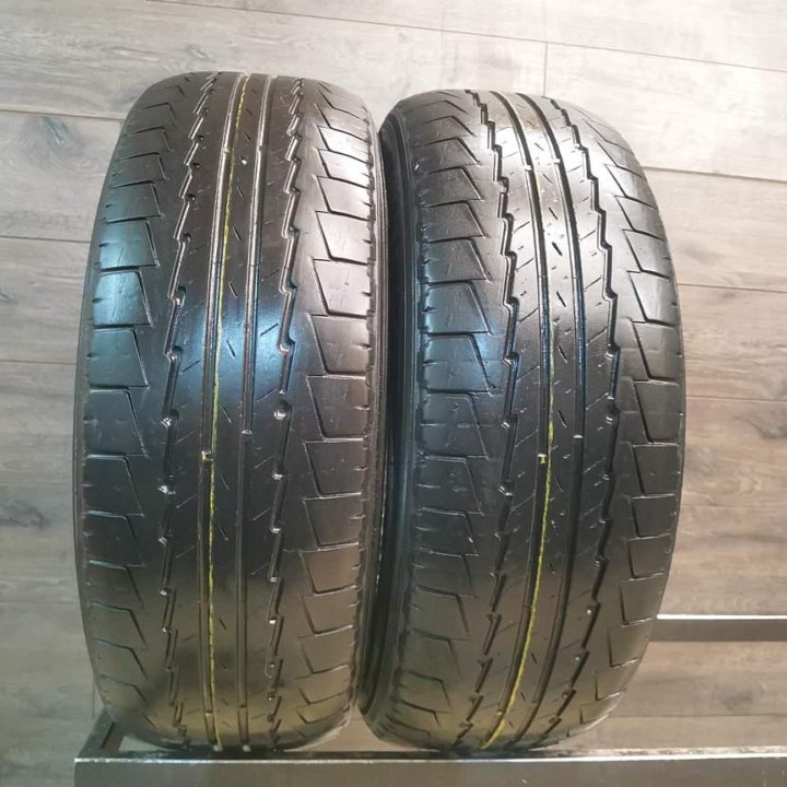 Kumho Road Venture ST R17 235/65 98T