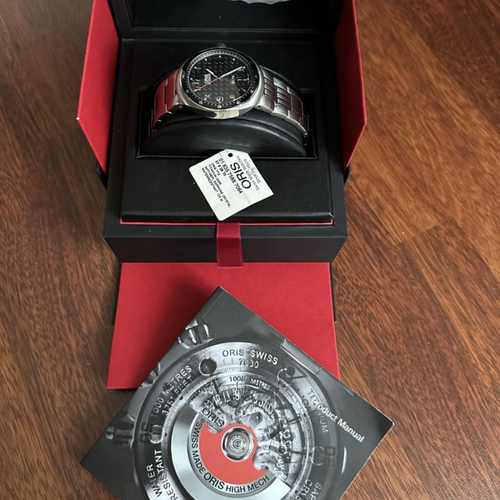 Часы Oris
