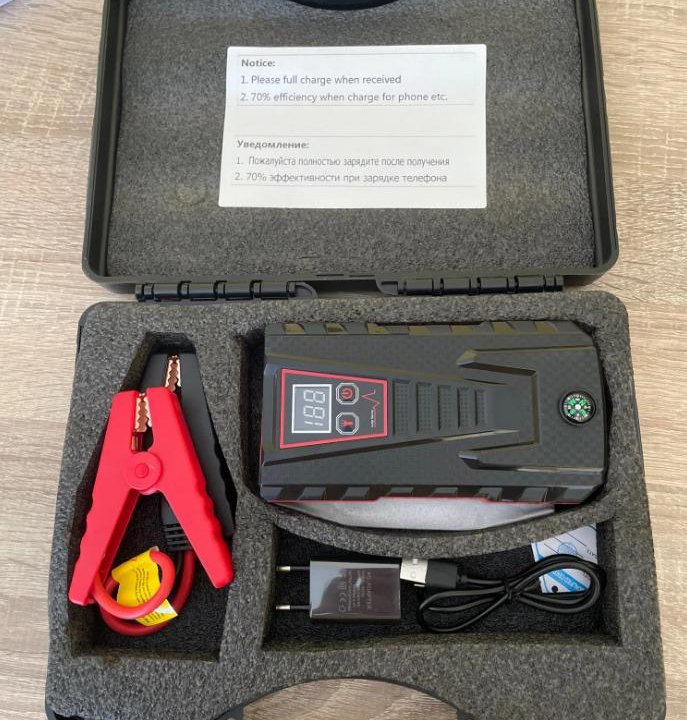 Пусковое устройство 30800mWh, 1000A (Jump Starter)