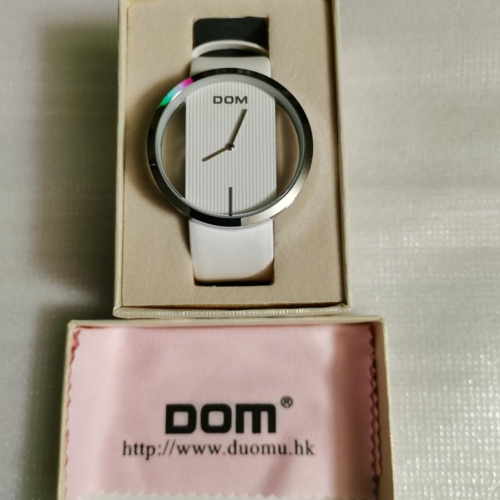 Новые Женские часы DOM