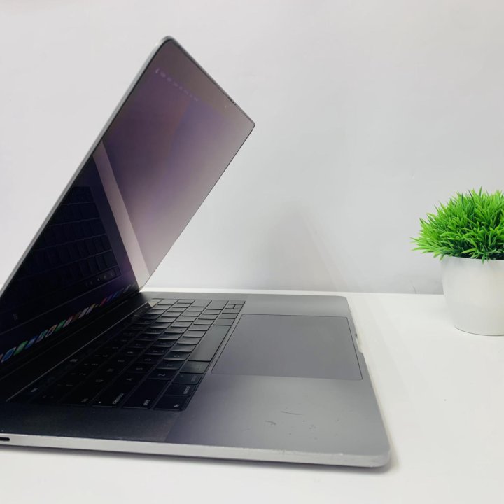 Apple MacBook Pro 15 2016