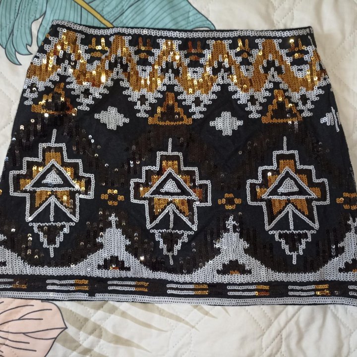 Юбка блестящая для девочки 10-11 лет