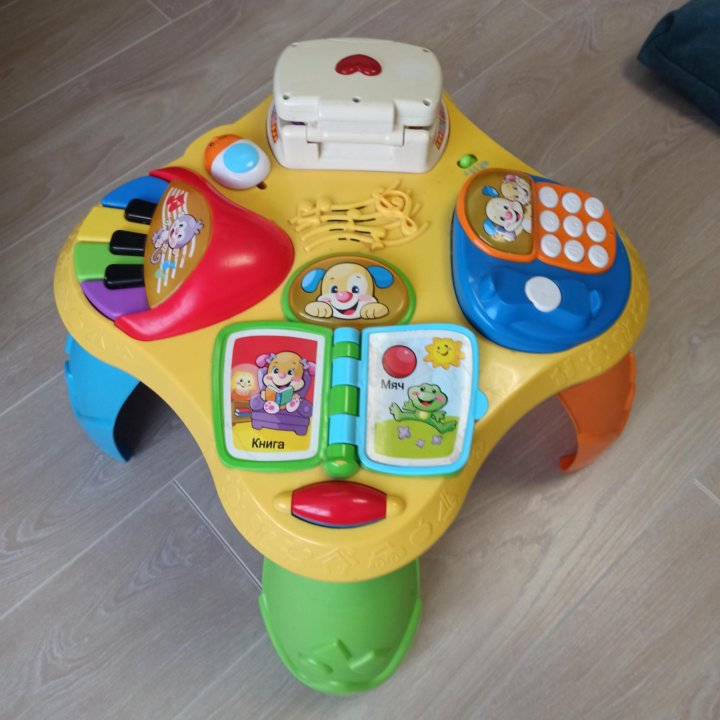 Развивающий столик Fisher Price