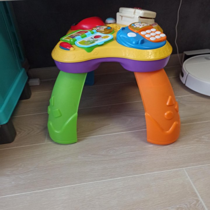 Развивающий столик Fisher Price