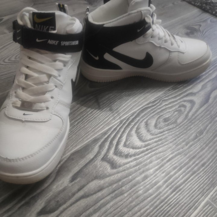 Кросовки зимние Nike air