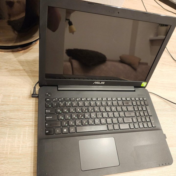 Asus X554L, core i3, 12gb, nvidia gt920m