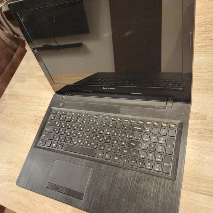 Lenovo g50-70, core i3, 8gb, SSD, 2 видеокарты