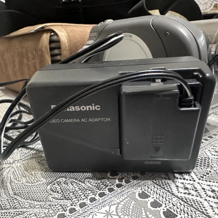 Видеокамера panasonic vdr d250