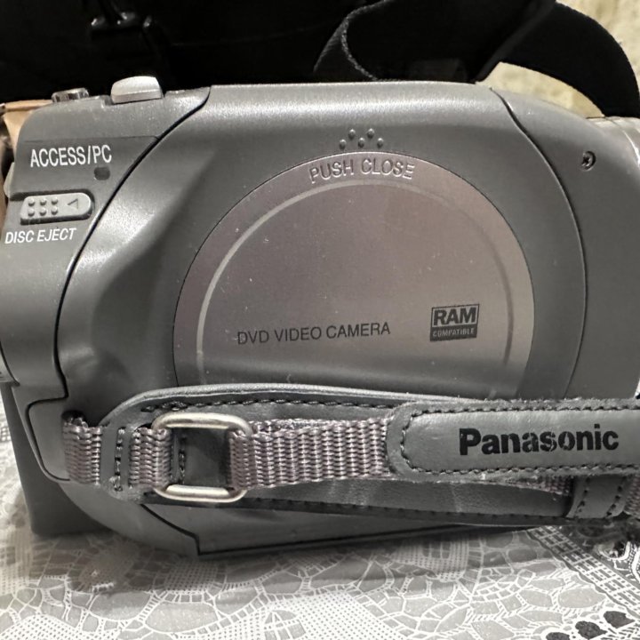 Видеокамера panasonic vdr d250